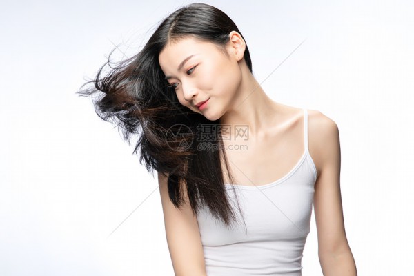 武汉桑拿书法红人,一笔一划间汗水成诗 武汉桑拿书法红人,一笔一划间汗水成诗